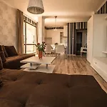 Hotel apartamentowy Macon Wellness &