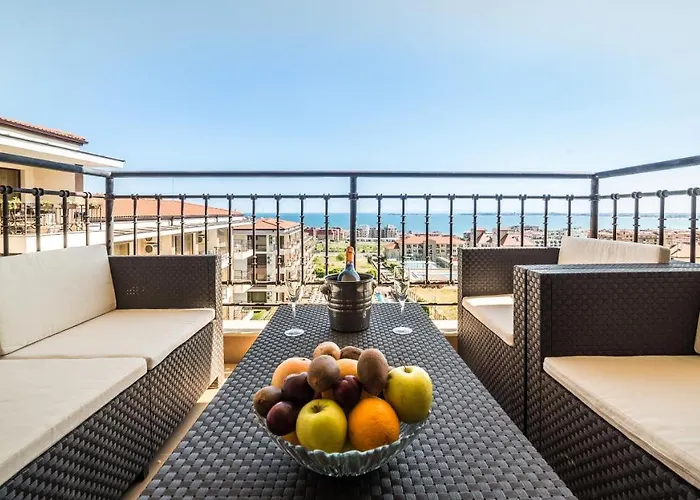 Апарт-отель Macon Wellness & 3*