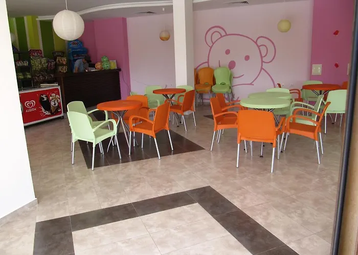 Апарт-отель Macon Wellness & 3*