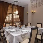 Macon Wellness & Lägenhetshotell